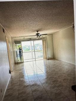 Picture of 411 S Hollybrook Dr # 308, Pembroke Pines, FL 33025