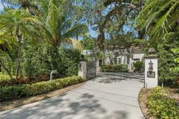 Picture of 4288 S Douglas Rd, Miami, FL 33133