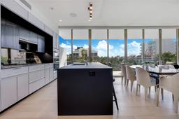 Picture of 300 Collins Ave # 4D, Miami Beach, FL 33139