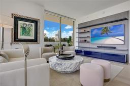 Picture of 300 Collins Ave # 4D, Miami Beach, FL 33139