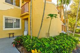 Picture of 7930 NW 7Th St # 103, Pembroke Pines, FL 33024