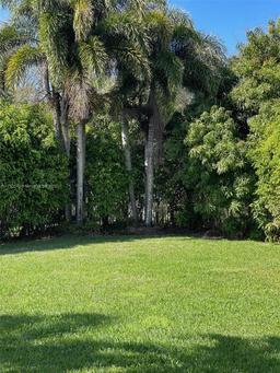 Picture of 6318 NW 82Nd Dr, Parkland, FL 33067