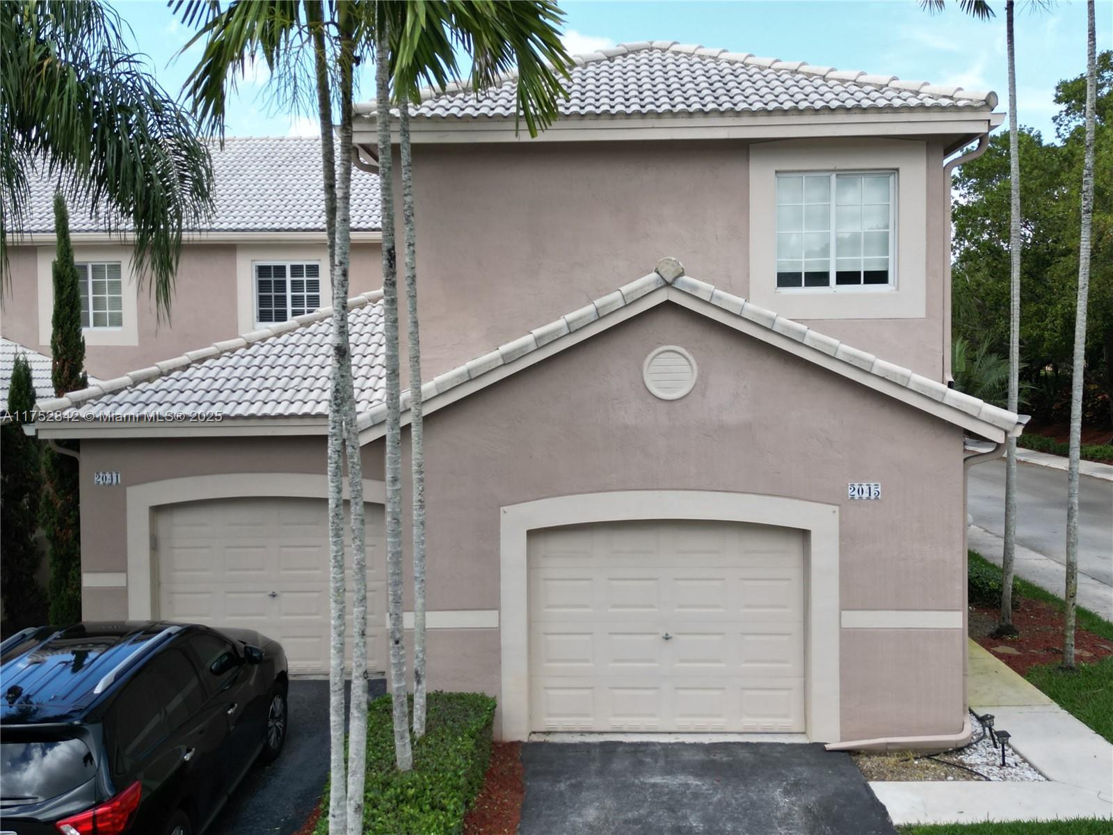 Picture of 2045 Pompeii Ct # 2045, Weston, FL 33327