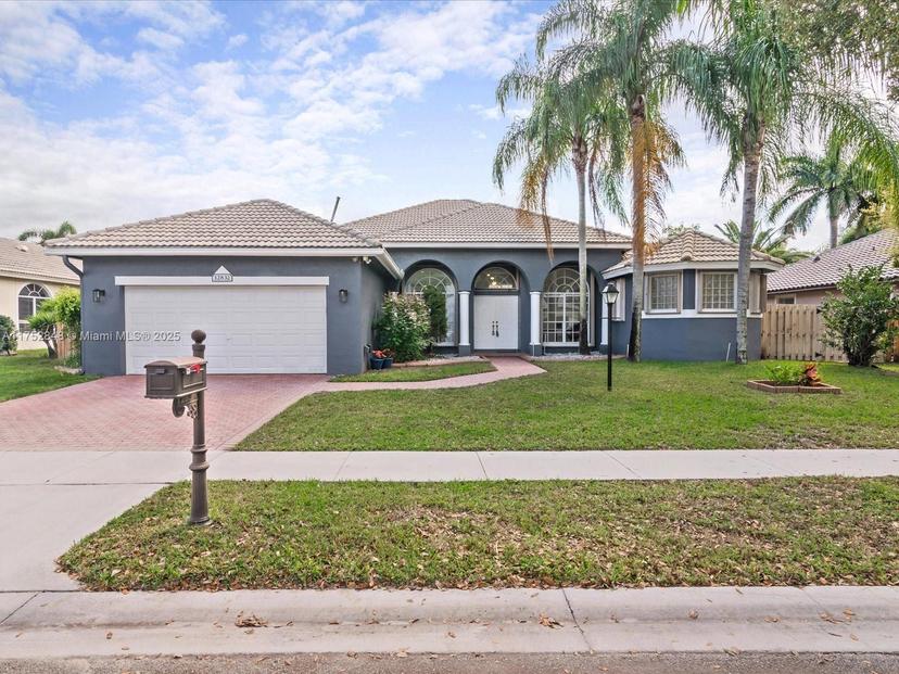 Picture of 12832 NW 23Rd St, Pembroke Pines FL 33028