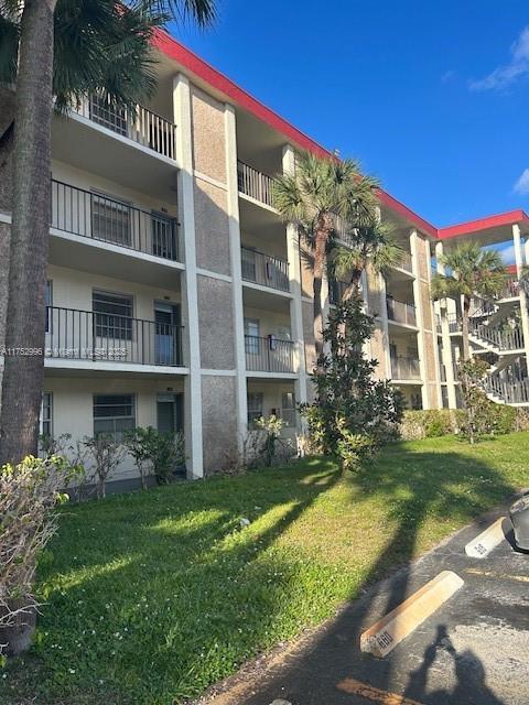 Picture of 3000 NW 48Th Ter # 130, Lauderdale Lakes, FL 33313