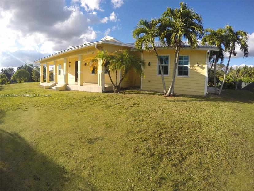 Picture of 21401 SW 246Th St, Homestead FL 33031