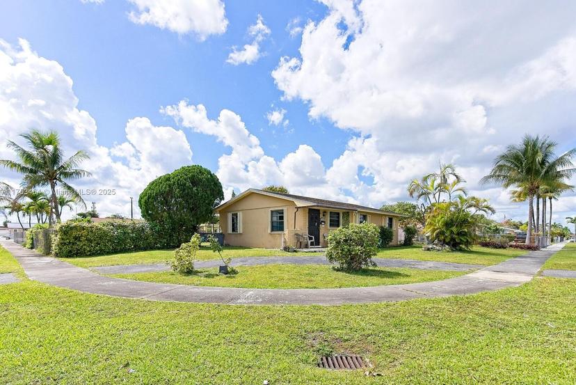 Picture of 11214 SW 203Rd St, Miami FL 33189