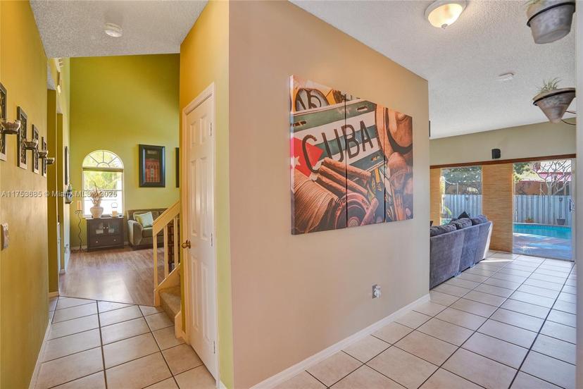 Picture of 417 SW 195Th Ave, Pembroke Pines FL 33029