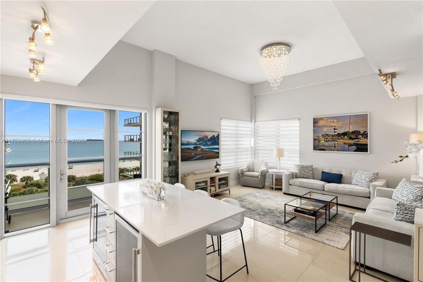 Picture of 3739 Collins Ave # 605, Miami Beach FL 33140