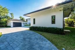 Picture of 4424 Granada Blvd, Coral Gables, FL 33146