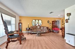 Picture of 9400 NW 70Th St, Tamarac, FL 33321