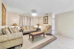 Picture of 1538 NW 7Th Ln, Pompano Beach, FL 33060