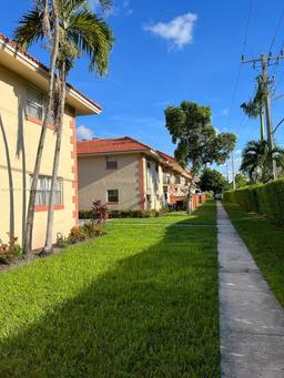 Picture of 11604 NW 29Th Ct # 4C, Coral Springs, FL 33065