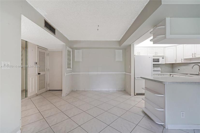 Picture of 700 SE 2Nd Ave # 311, Deerfield Beach FL 33441