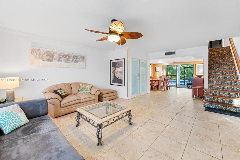 Picture of 8211 SW 39Th Ct, Davie FL 33328