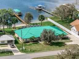 Picture of 922 Lake Drive E, Lake Placid, FL 33852