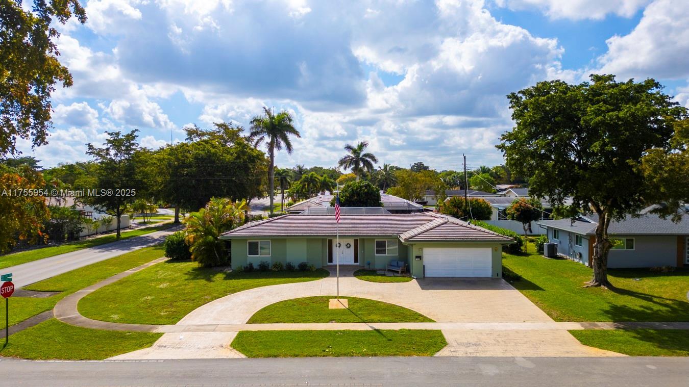 Picture of 7400 NW 10Th Pl, Plantation, FL 33313