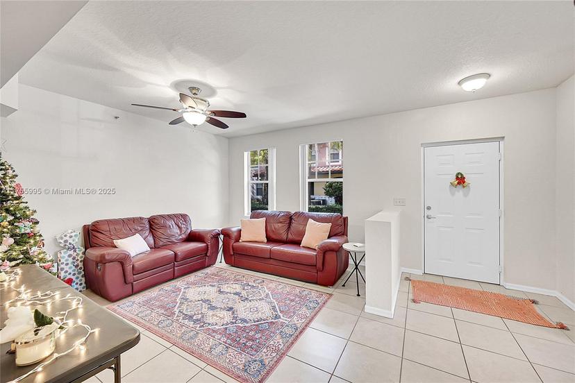 Picture of 6452 W Sample Rd # 6452, Coral Springs FL 33067