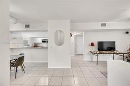 Picture of 6452 W Sample Rd # 6452, Coral Springs, FL 33067