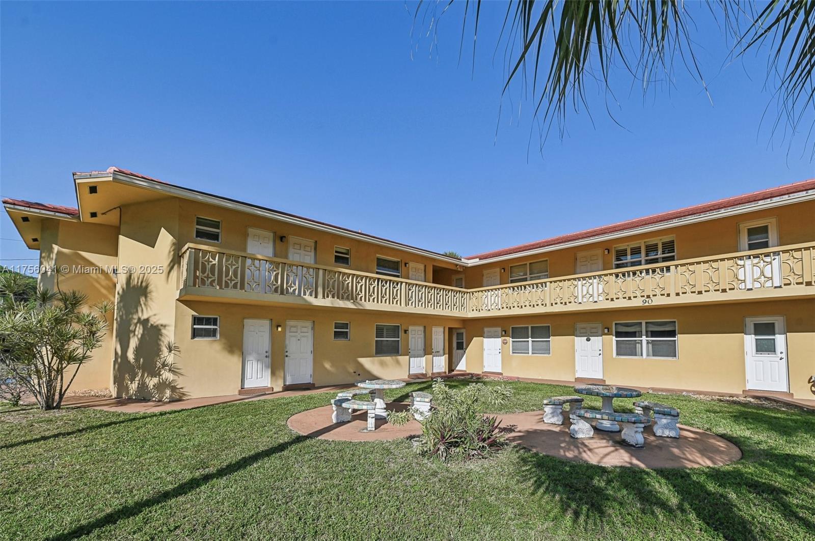 Picture of 90 NE 19Th Ave # 1, Deerfield Beach, FL 33441