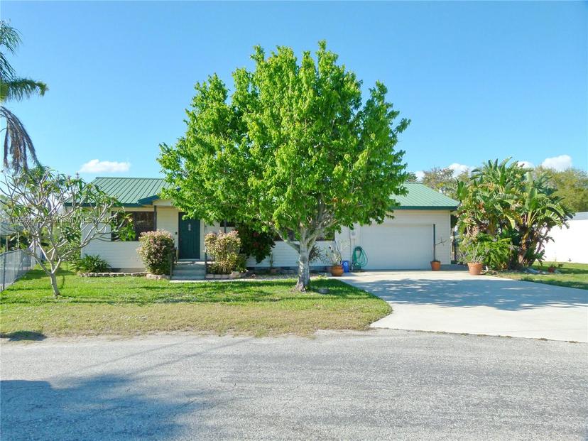 Picture of 1160 20Th Street, Bulkhead Ridge, FL 34974