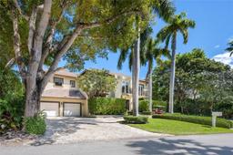 Picture of 31 Island Dr, Key Biscayne, FL 33149