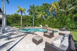 Picture of 31 Island Dr, Key Biscayne, FL 33149