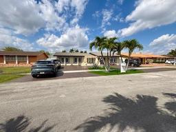 Picture of 1732 SW 104Th Pl, Miami, FL 33165