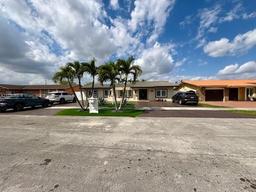 Picture of 1732 SW 104Th Pl, Miami, FL 33165