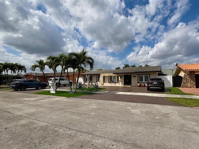 Picture of 1732 SW 104Th Pl, Miami, FL 33165