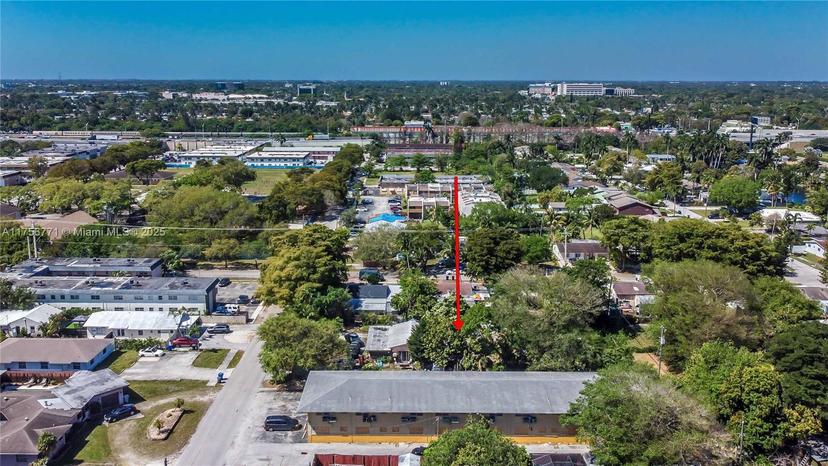 Picture of 2743 Pierce St, Hollywood FL 33020