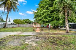 Picture of 9821 SW 47Th St, Miami, FL 33165