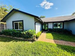 Picture of 2980 SW 82Nd Way, Davie, FL 33328