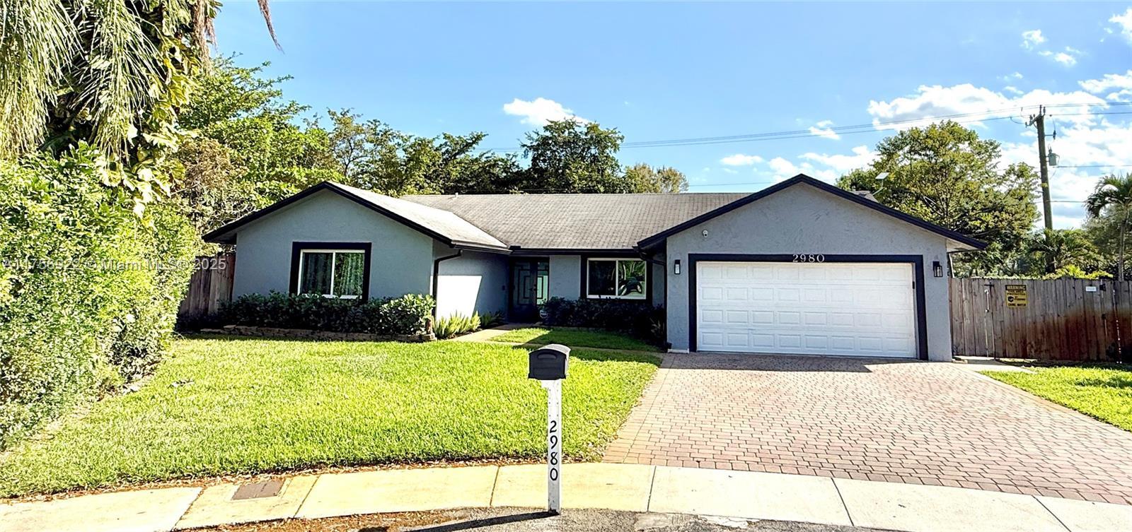 Picture of 2980 SW 82Nd Way, Davie, FL 33328