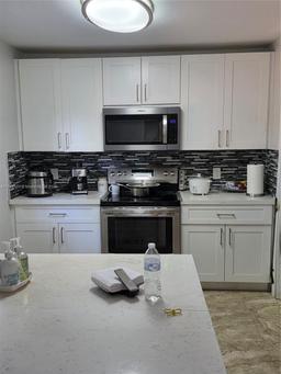 Picture of 7025 NW 173Rd Dr # 2208, Hialeah, FL 33015