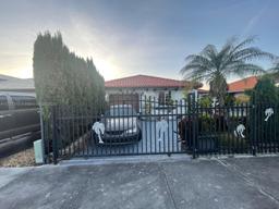 Picture of 852 NW 135Th Ct, Miami, FL 33182