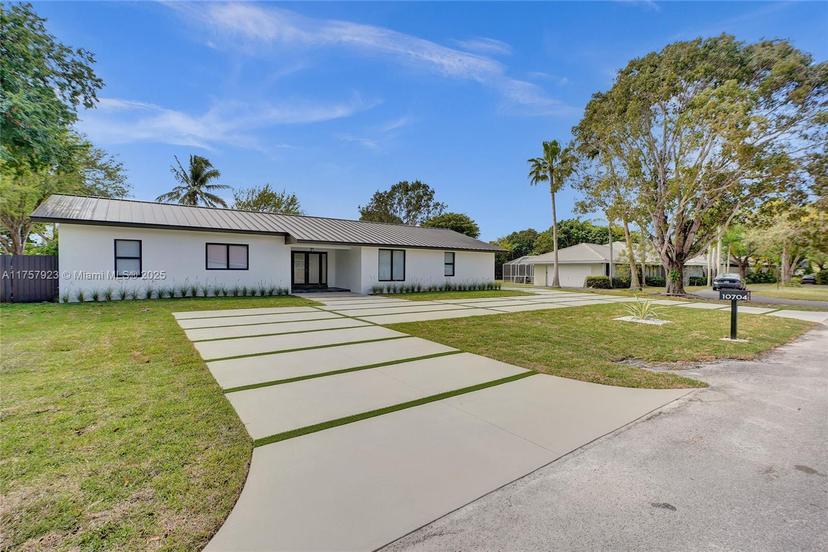 Picture of 10704 SW 133Rd Ter, Miami FL 33176