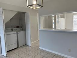 Picture of 4990 SW 31St Ter # 390, Dania Beach, FL 33312