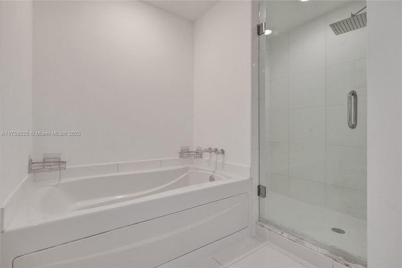 Picture of 55 SE 6Th St # 3604, Miami FL 33131