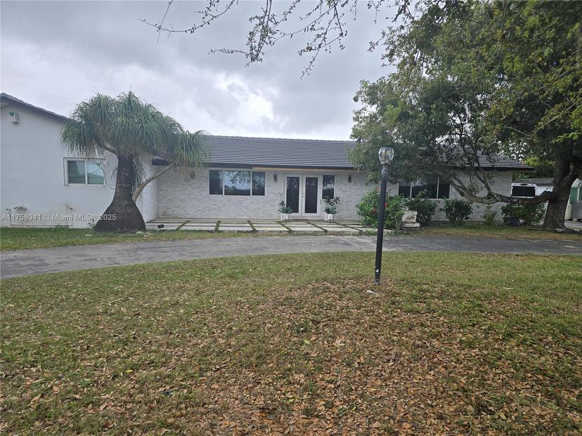 Picture of 17890 SW 264Th St, Homestead FL 33031