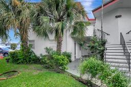 Picture of 18740 NE 18Th Ave # 142, Miami, FL 33179