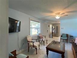 Picture of 910 Lake Avenue, Edgewater, FL 32132