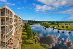 Picture of 1200 Country Club Drive Unit 6103, Largo, FL 33771