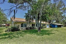 Picture of 6136 Fairway Drive, Ridge Manor, FL 33523