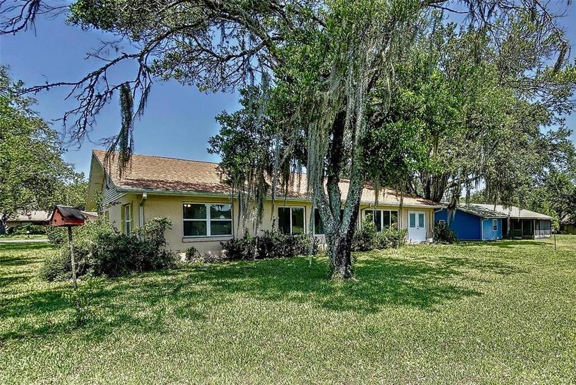 Picture of 6136 Fairway Drive, Ridge Manor FL 33523