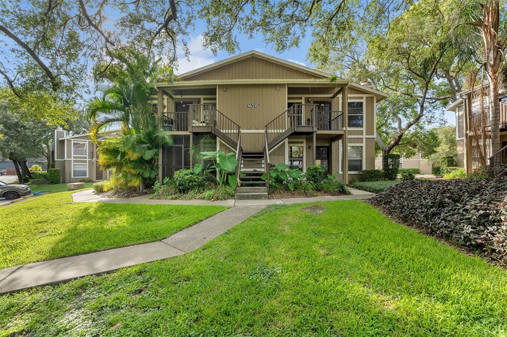 Picture of 14315 Hanging Moss Circle Unit 101, Tampa, FL 33613