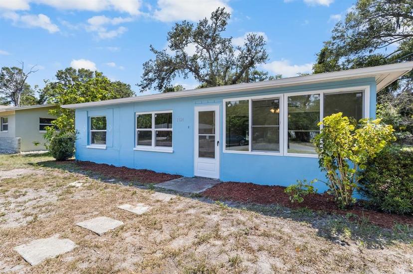 Picture of 1724 Harbor Drive, Clearwater FL 33755