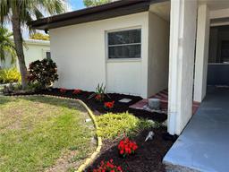 Picture of 6201 Green View Drive Unit 130, Sarasota, FL 34231