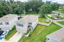 Picture of 10913 Trailing Vine Drive, Tampa, FL 33610