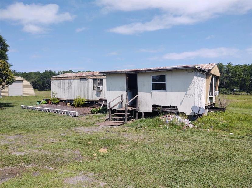 Picture of 1712 E State Road 60, Plant City FL 33567